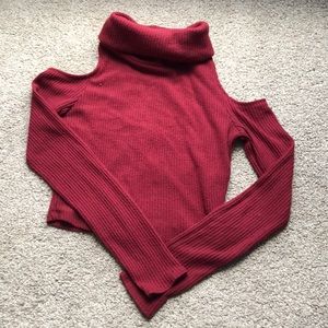 burgundy turtleneck top ❤️